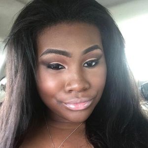 Meet your Posher, Jasmine